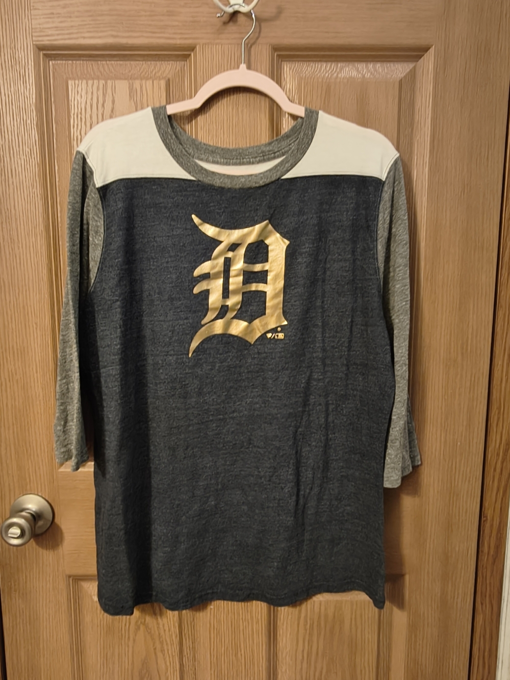 Fanatics Navy, Gray & Cream Raglan Tee with Detroit Tigers' Logo